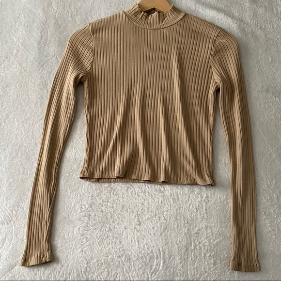 Tan Semi Cropped Funnel Neck Ribbed Top - Picture 5 of 9